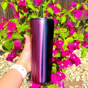 🤍Starbucks ✨Ombré Scalloped Metal Iridescent Tumbler